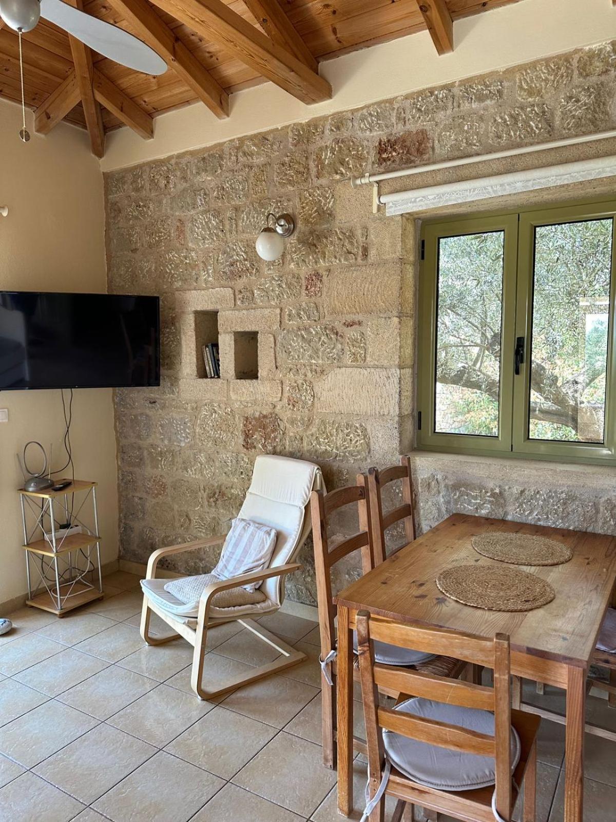 Amoni Holiday Homes Kardamyli Dış mekan fotoğraf