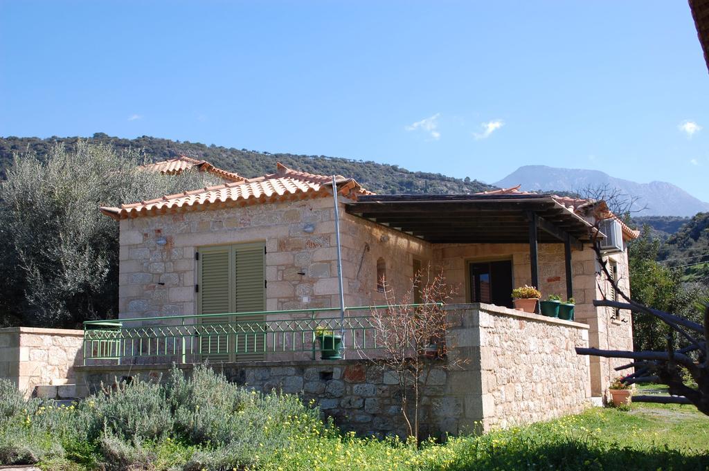 Amoni Holiday Homes Kardamyli Dış mekan fotoğraf