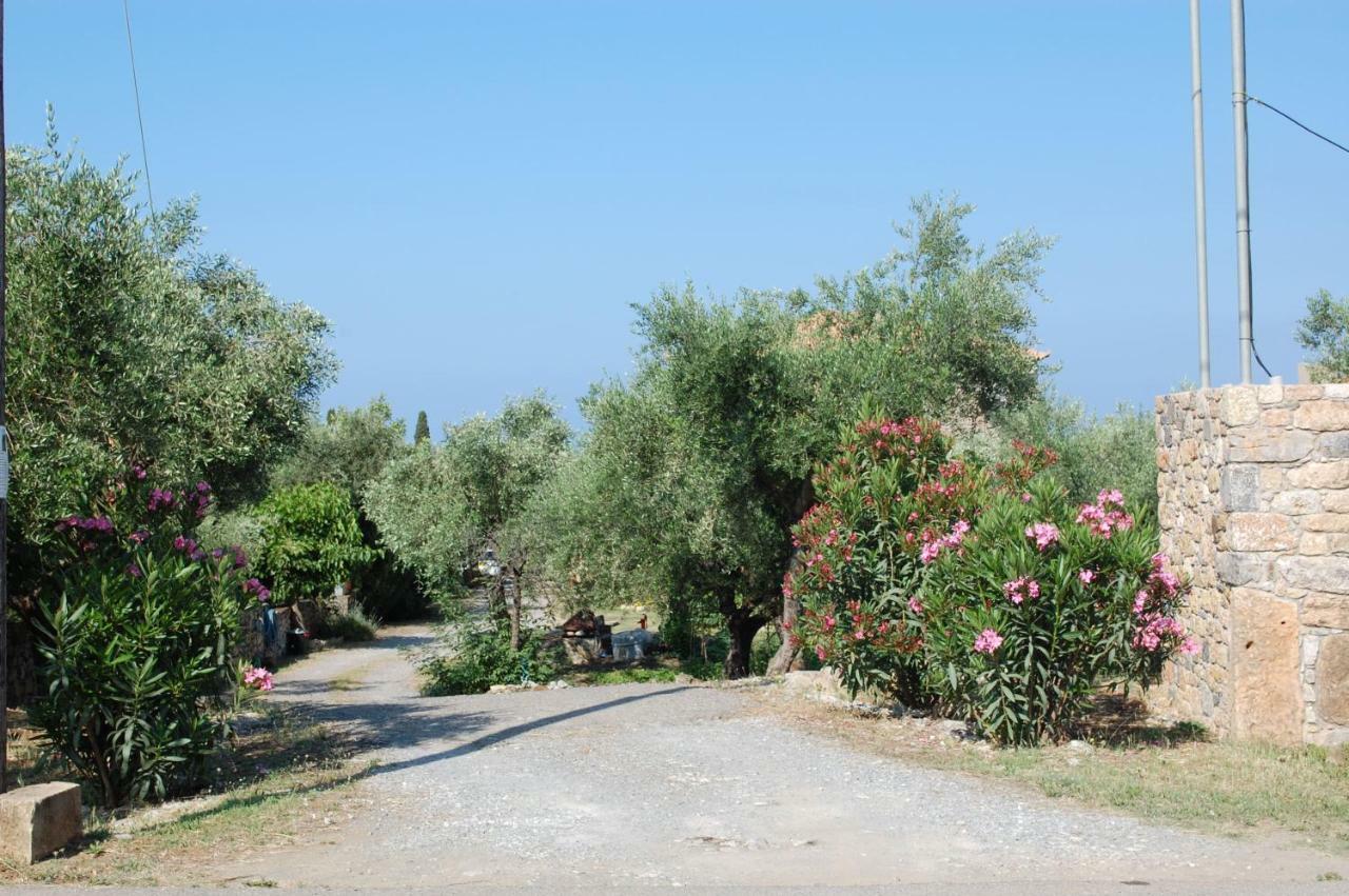 Amoni Holiday Homes Kardamyli Dış mekan fotoğraf