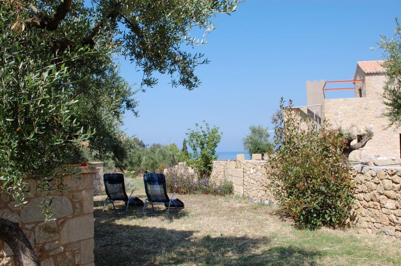 Amoni Holiday Homes Kardamyli Dış mekan fotoğraf